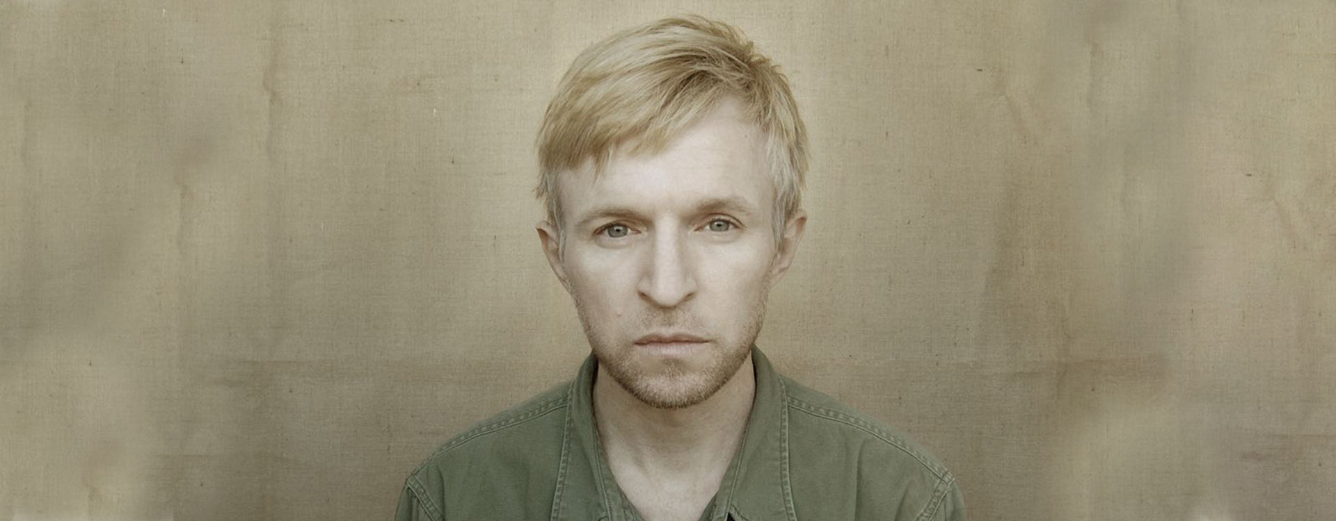 Джей джей йохансон. Солист группы джой. Jj johanson. Jay-jay johanson - opium - 2015. Jay jay johanson poison.